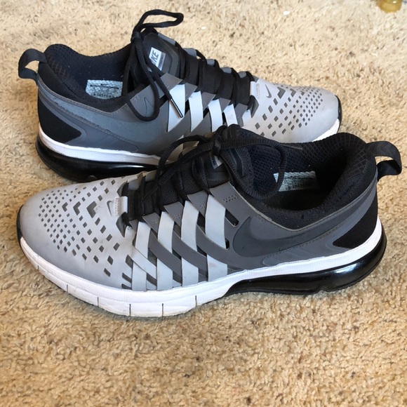 Nike Other - Nike shoes fingertrap max